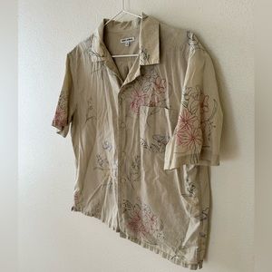 Banks Journal Camp Short Sleeve Button-Down in Cream Size Medium